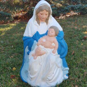 Vintage Blow Mold Virgin Mary And Baby Jesus  1970s TPI